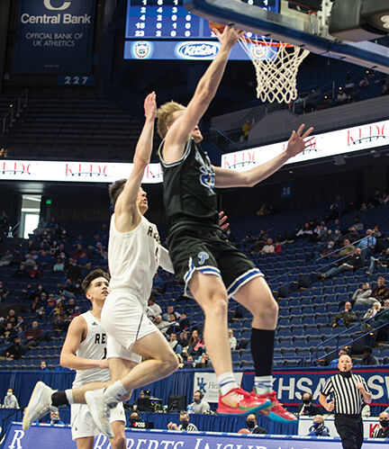 4-6 paintsville baron ratliff layup.jpg